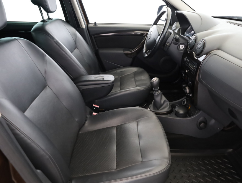 Dacia Duster, 2010
