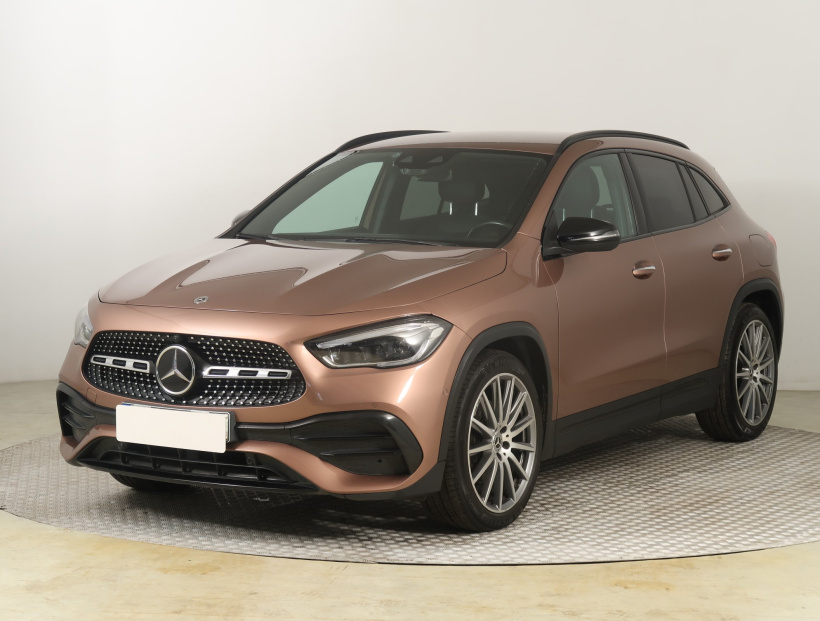 Mercedes-Benz GLA, 2021