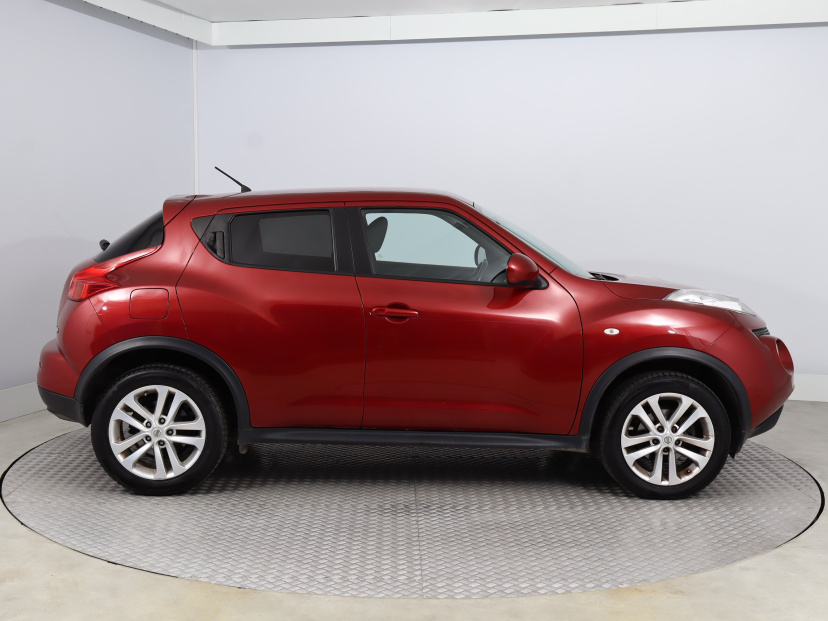 Nissan Juke, 2011