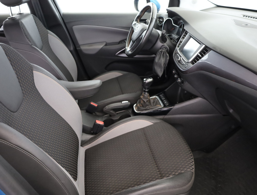 Opel Crossland, 2019
