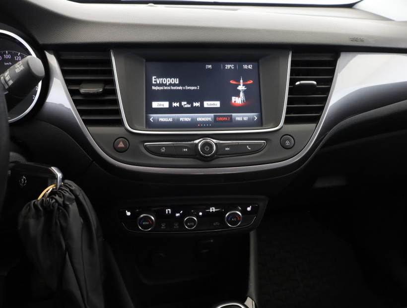 Opel Crossland, 2019