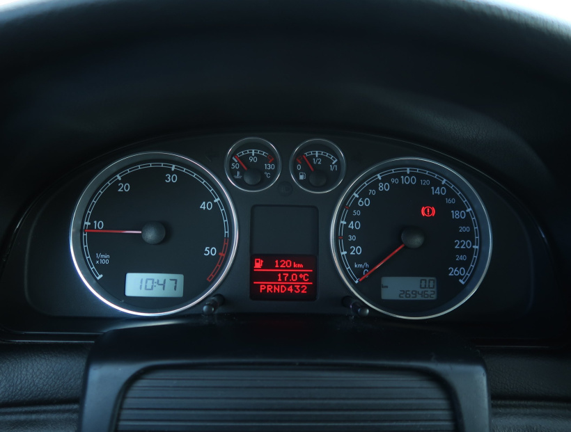 Volkswagen Passat, 2004