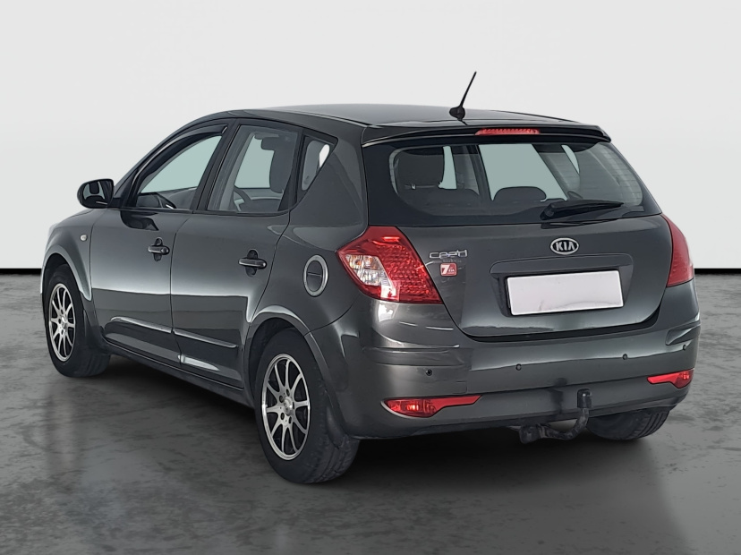 Kia Ceed, 2010