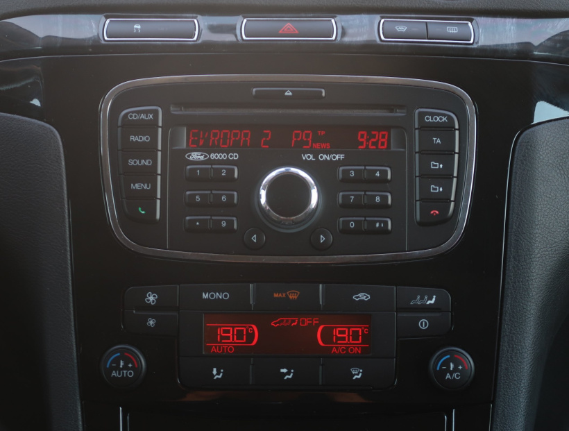 Ford Galaxy, 2010