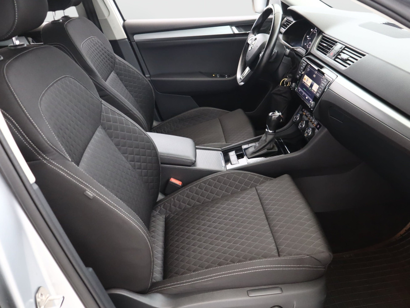 Škoda Superb, 2015