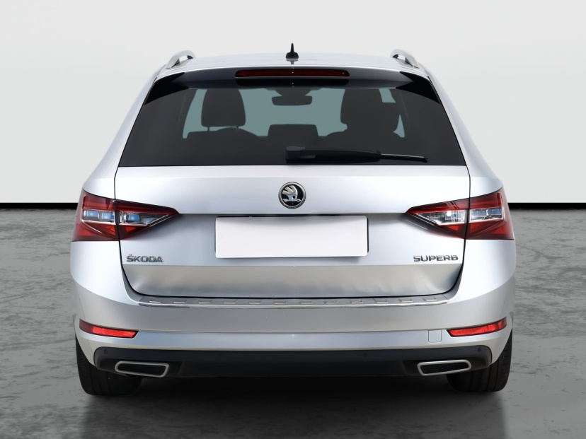 Škoda Superb, 2015