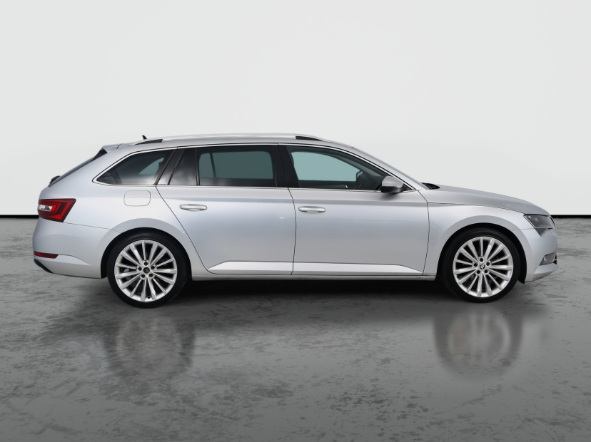 Škoda Superb, 2015