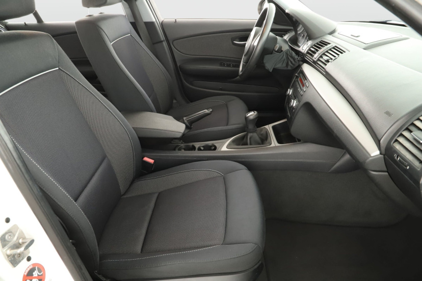 BMW 1, 2009