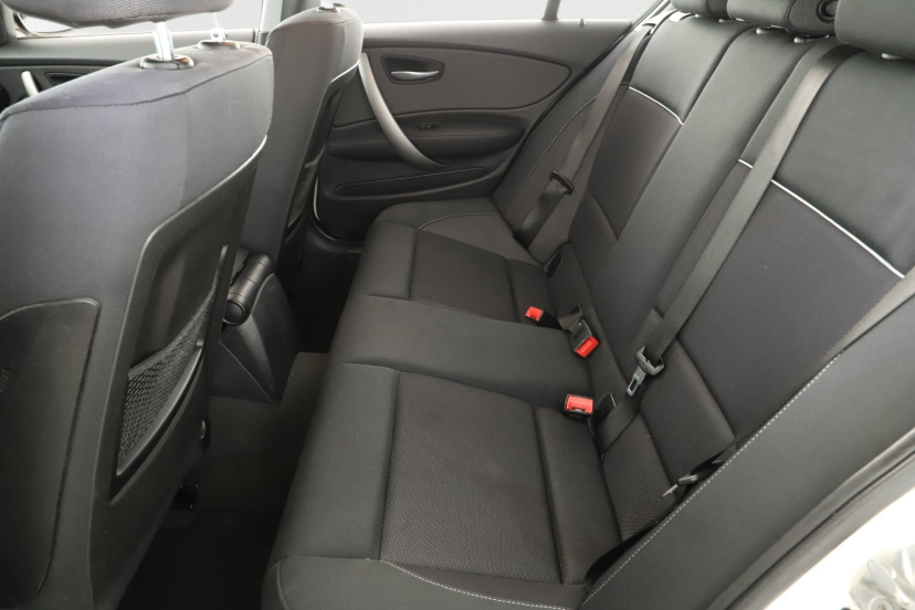 BMW 1, 2009