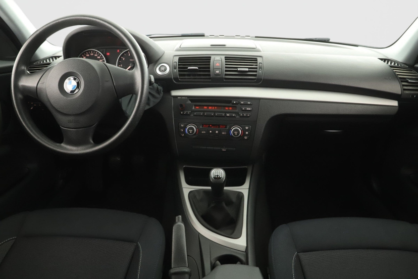 BMW 1, 2009