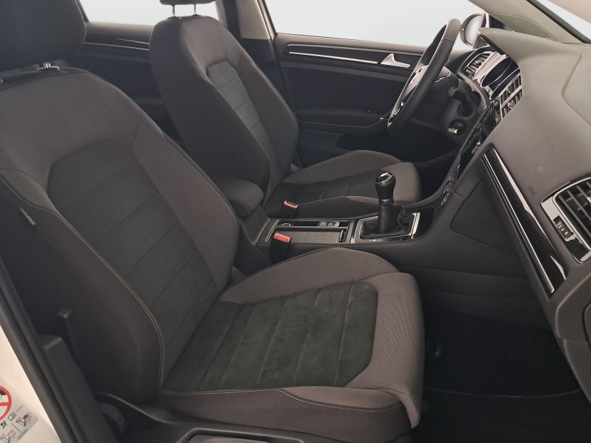 Volkswagen Golf, 2020