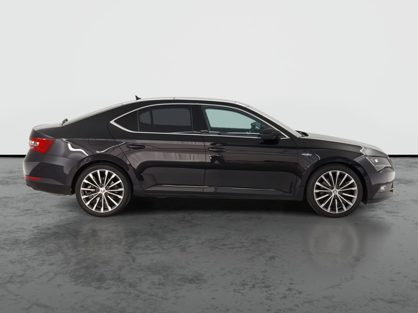Škoda Superb, 2017