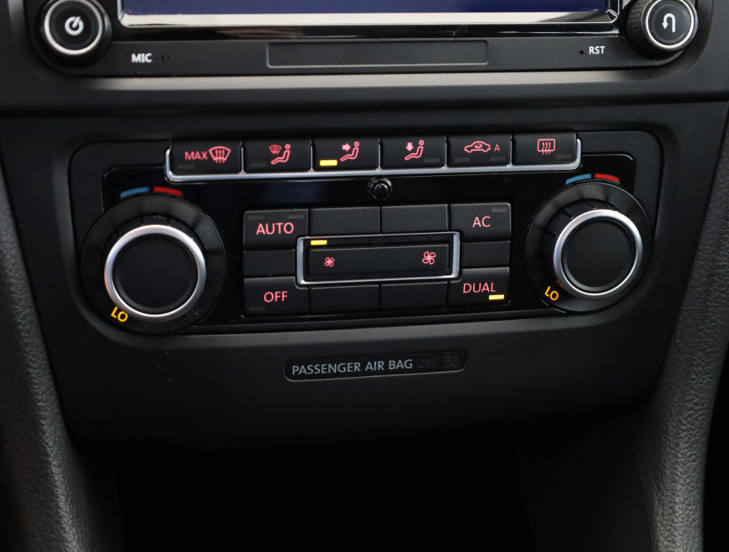 Volkswagen Golf, 2010