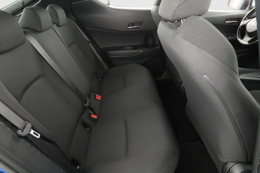 Toyota C-HR, 2018