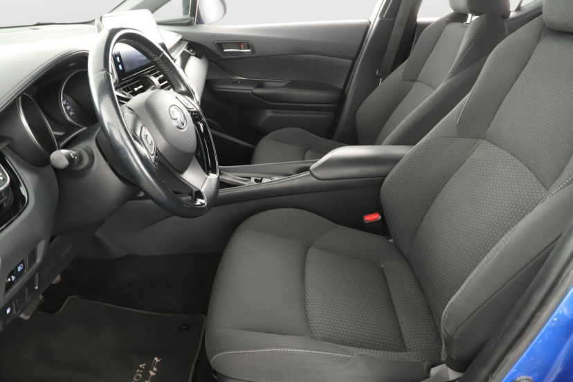 Toyota C-HR, 2018