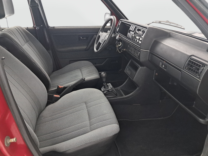 Volkswagen Golf, 1990