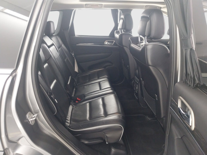 Jeep Grand Cherokee, 2012