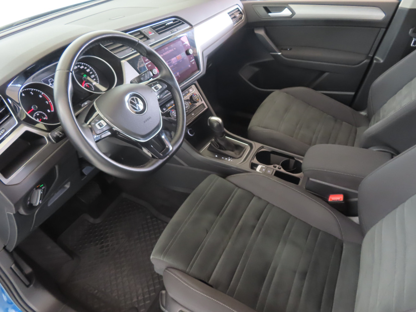 Volkswagen Touran, 2022