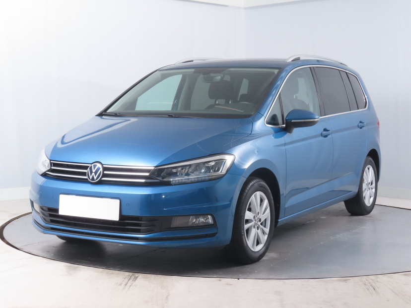Volkswagen Touran, 2022