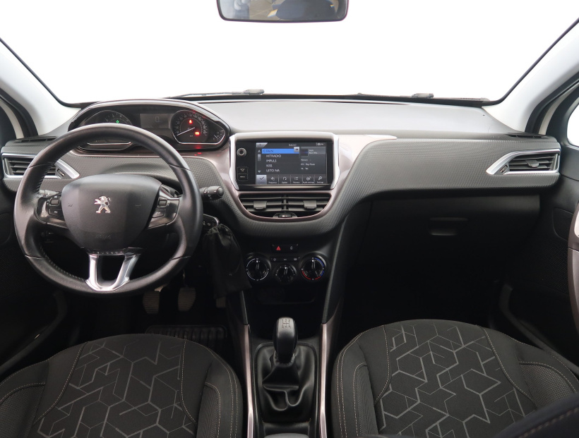 Peugeot 2008, 2014