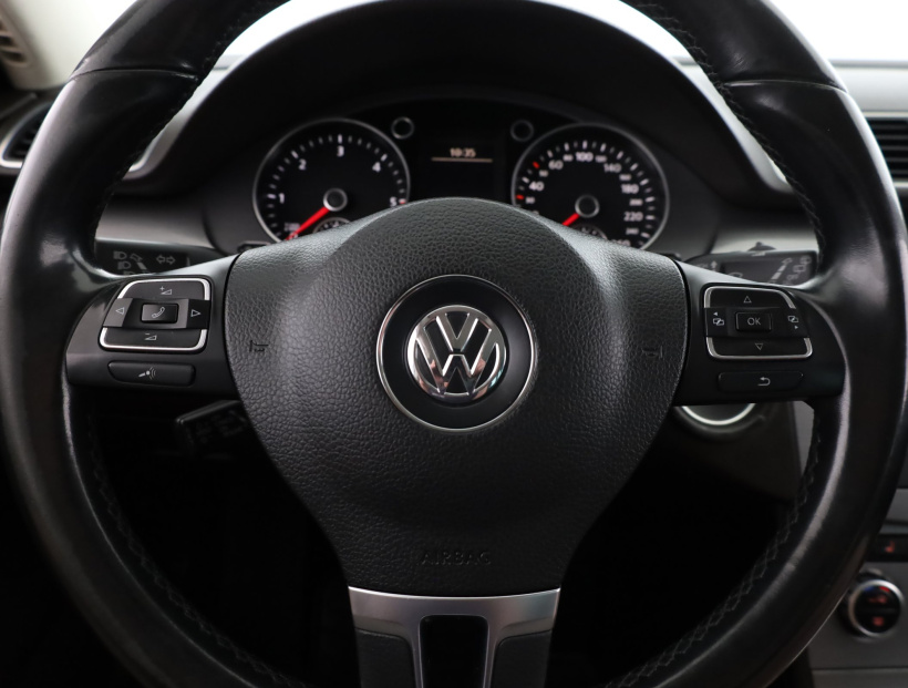 Volkswagen Passat, 2014