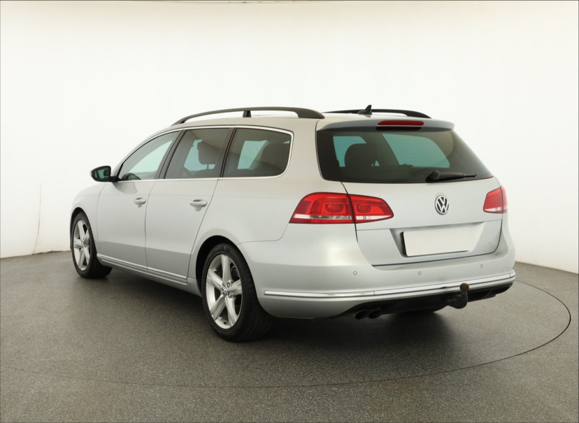 Volkswagen Passat, 2014