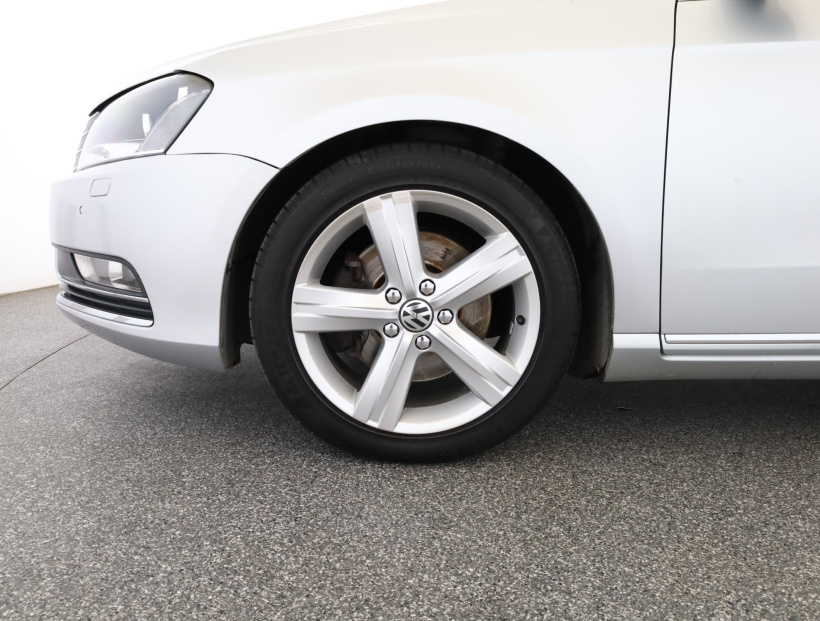 Volkswagen Passat, 2014