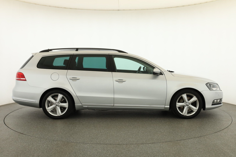 Volkswagen Passat, 2014