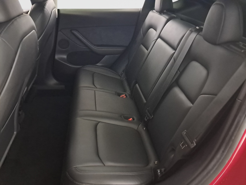 Tesla Model Y, 2022