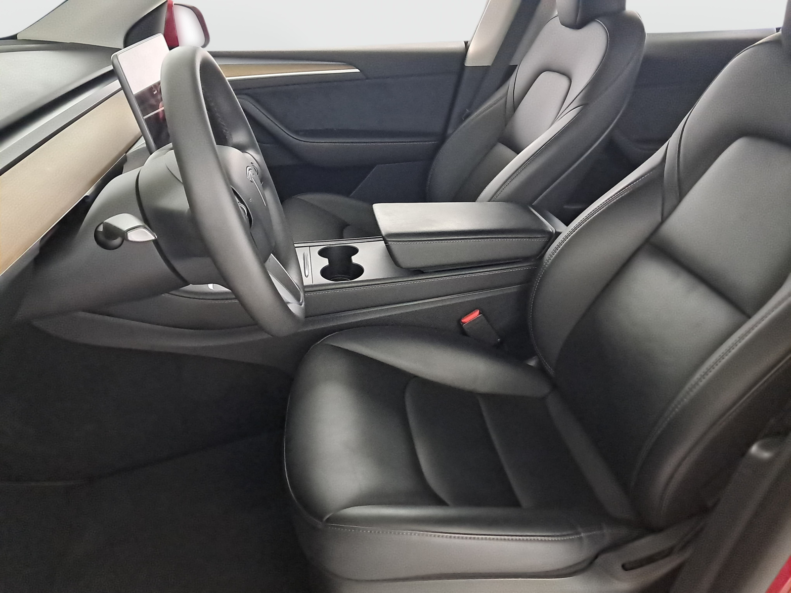 Tesla Model Y Long Range AWD – fotografie 16