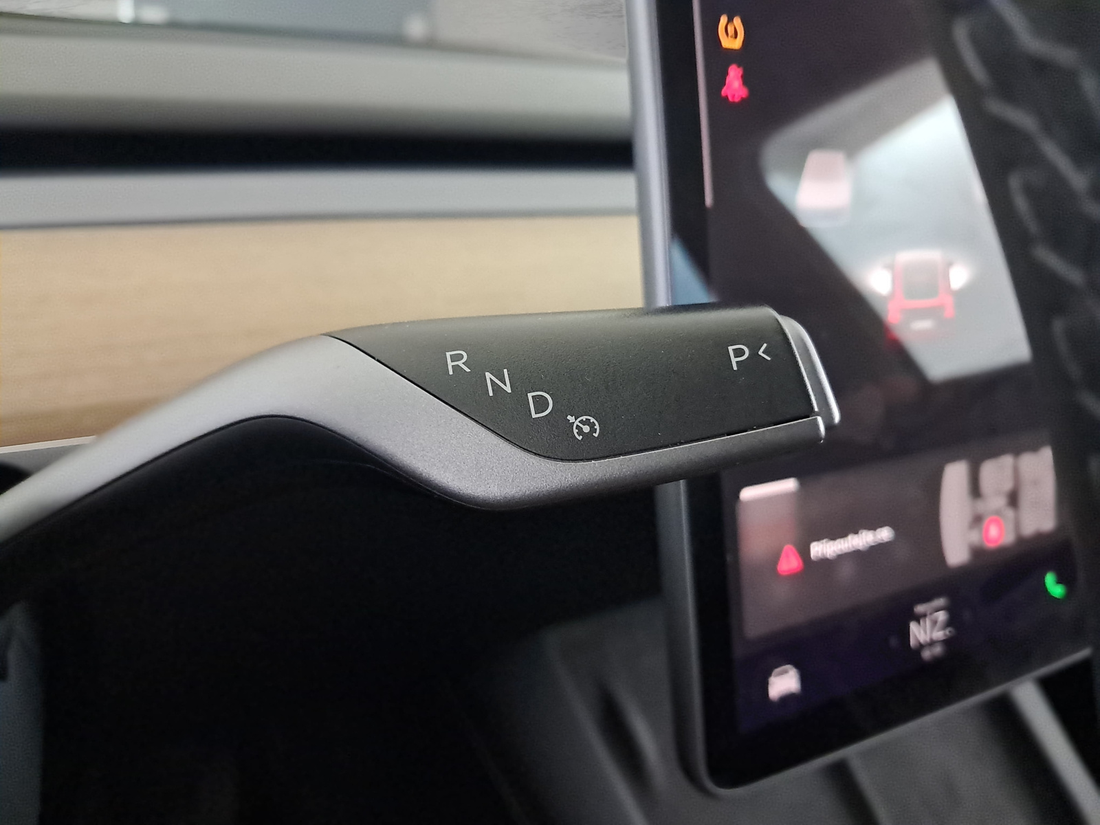 Tesla Model Y Long Range AWD – fotografie 19