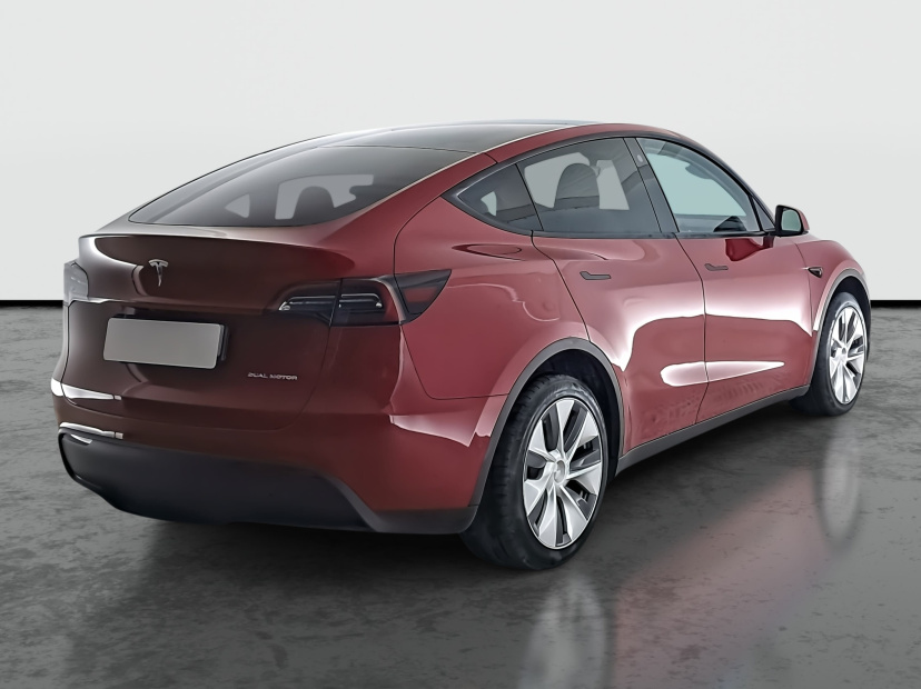 Tesla Model Y, 2022