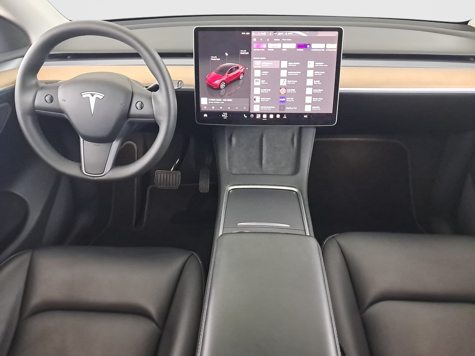 Tesla Model Y Long Range AWD – fotografie 10