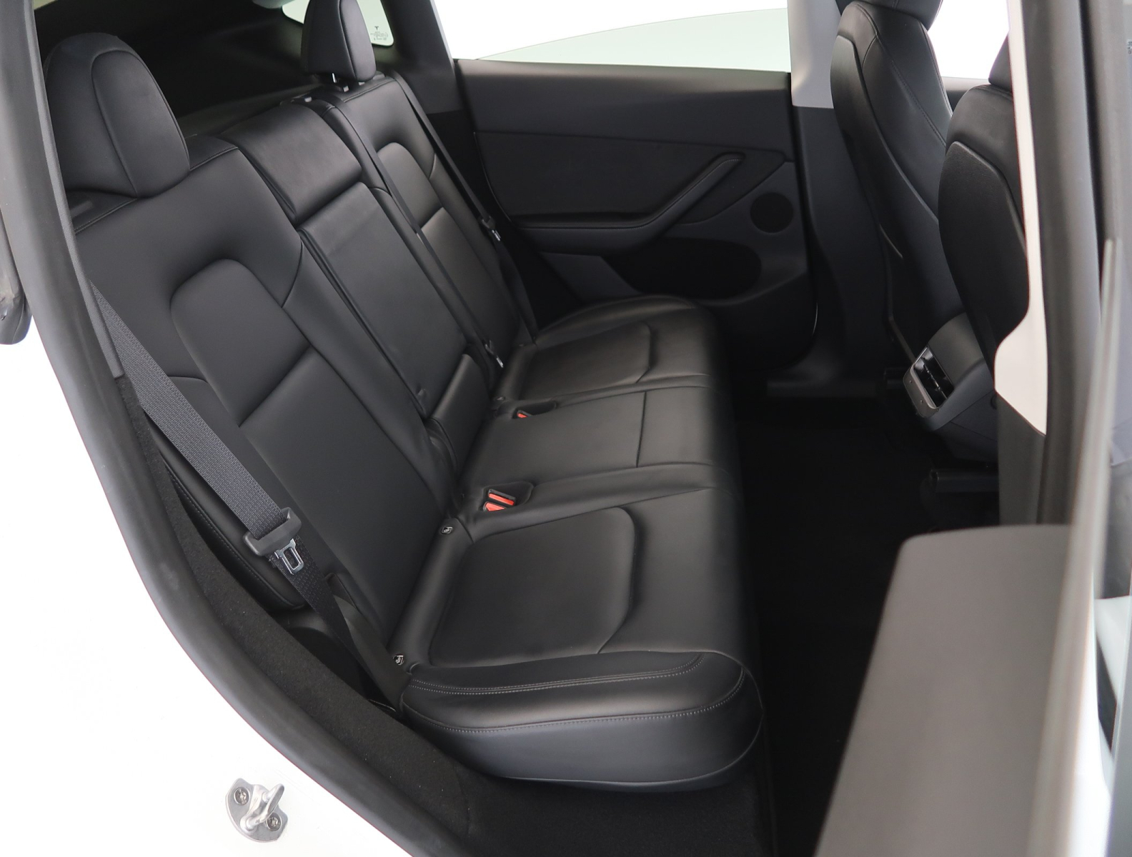 Tesla Model Y - 2023