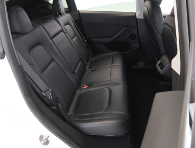 Tesla Model Y - 2023