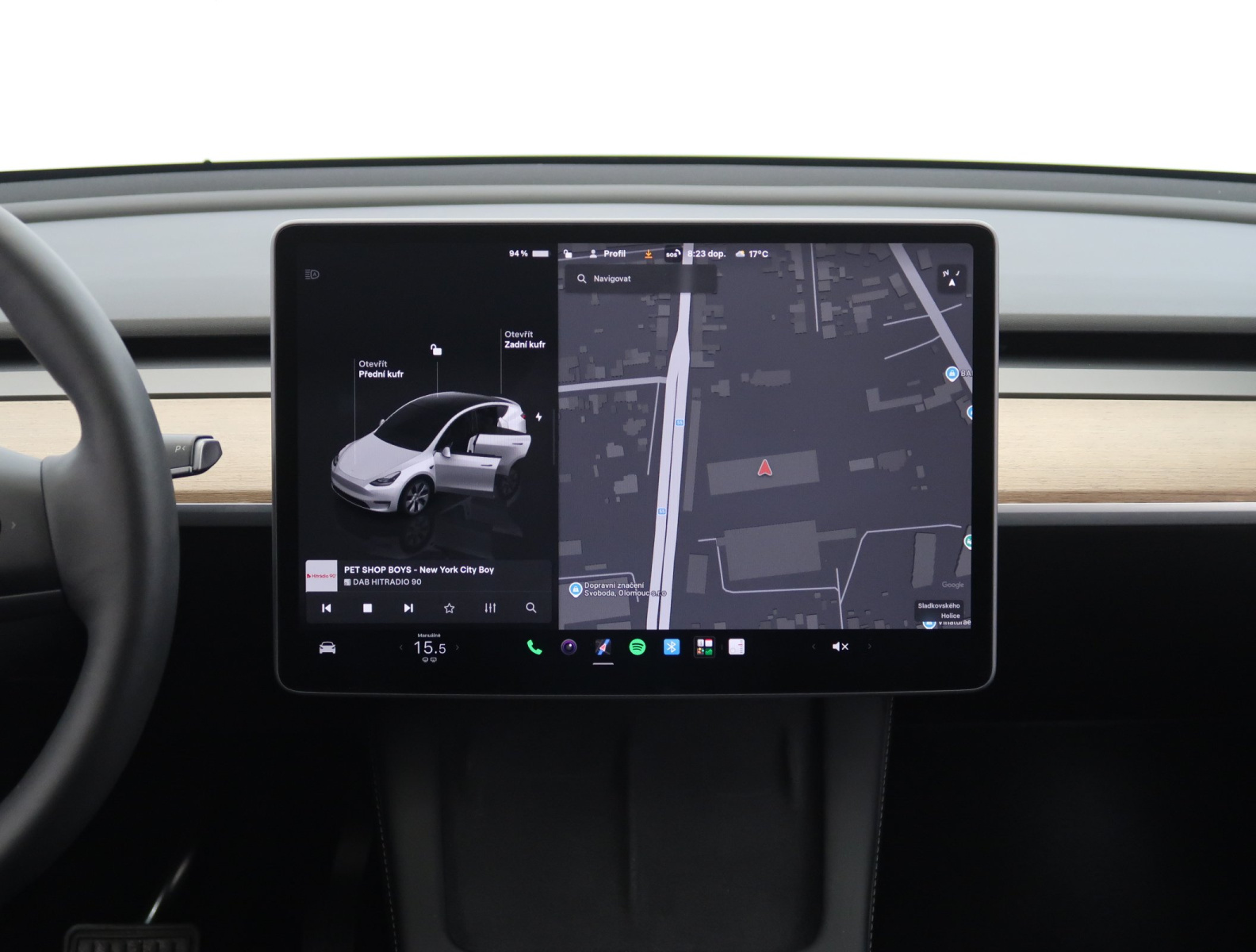 Tesla Model Y Long Range AWD – fotografie 17