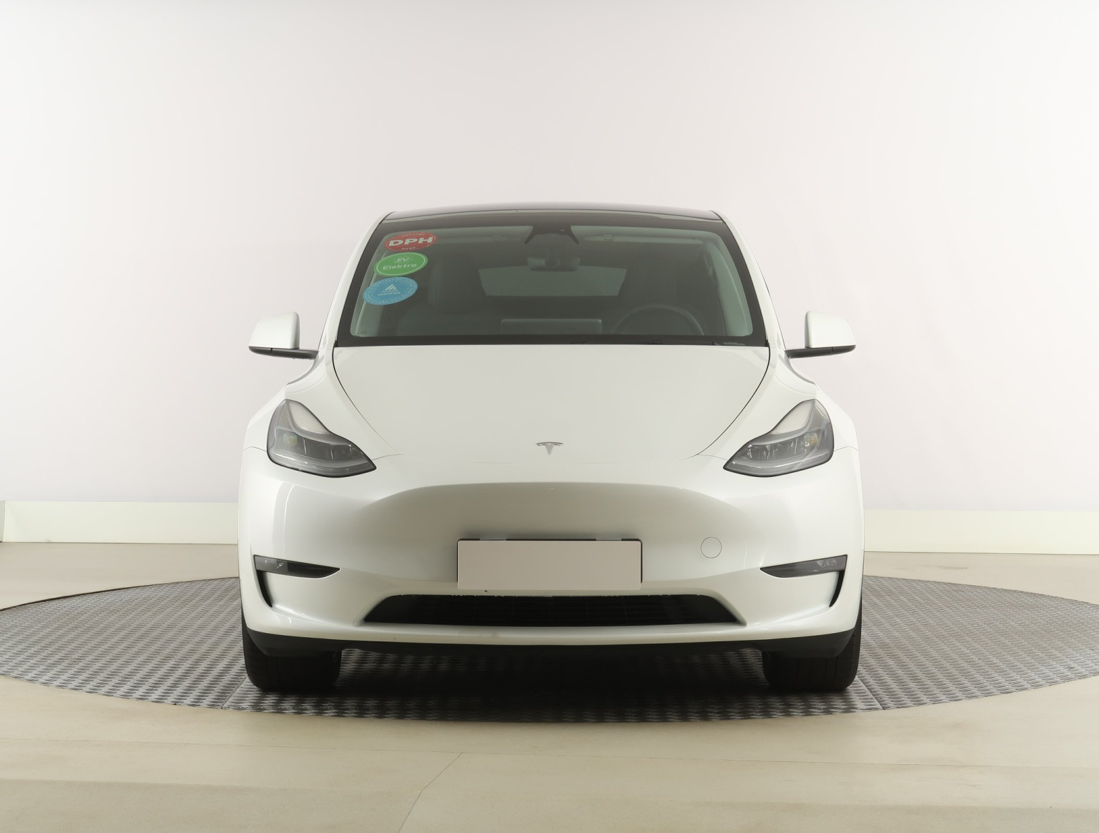 Tesla Model Y Long Range AWD – fotografie 2