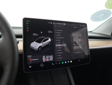Tesla Model Y - 2023