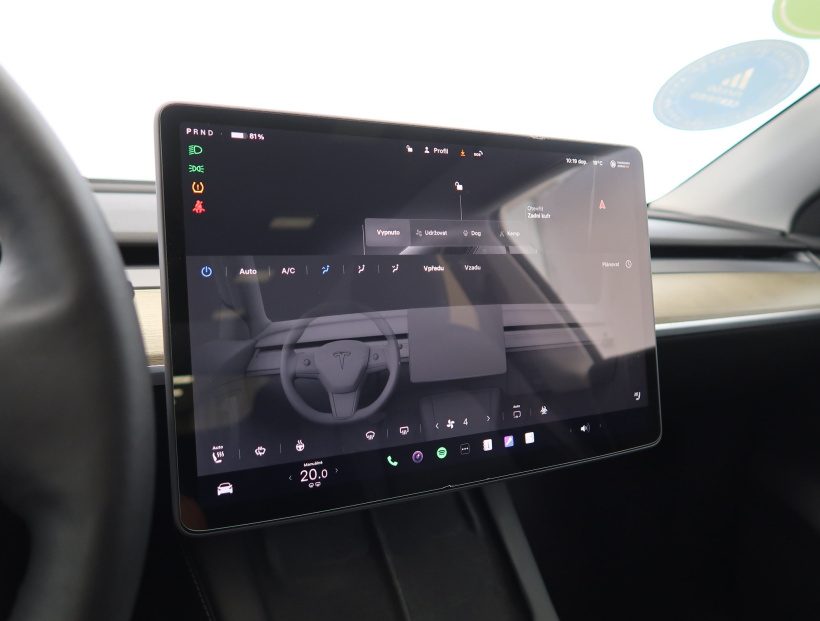 Tesla Model Y, 2023