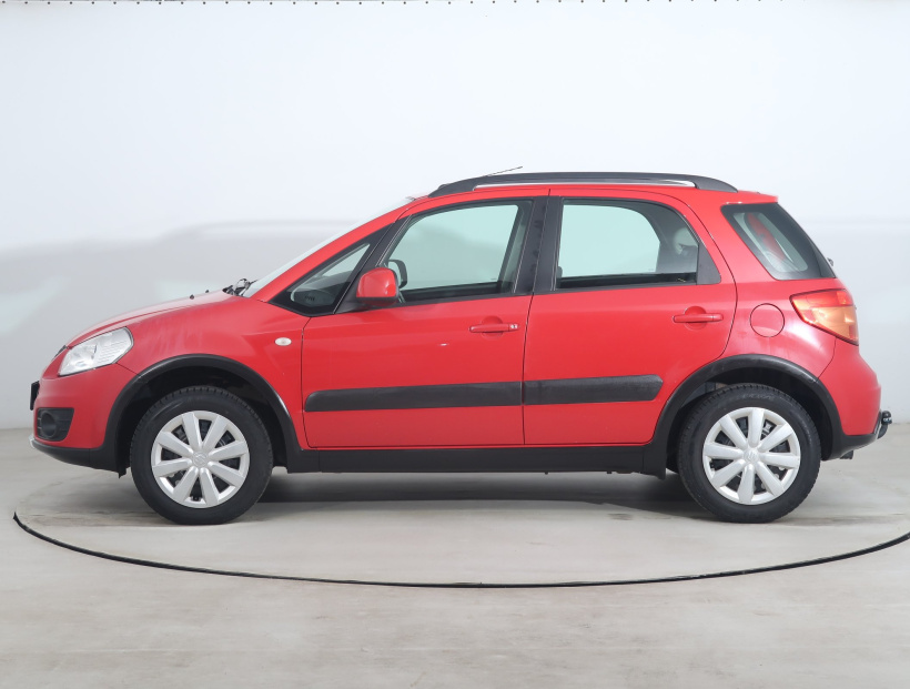 Suzuki SX4, 2011