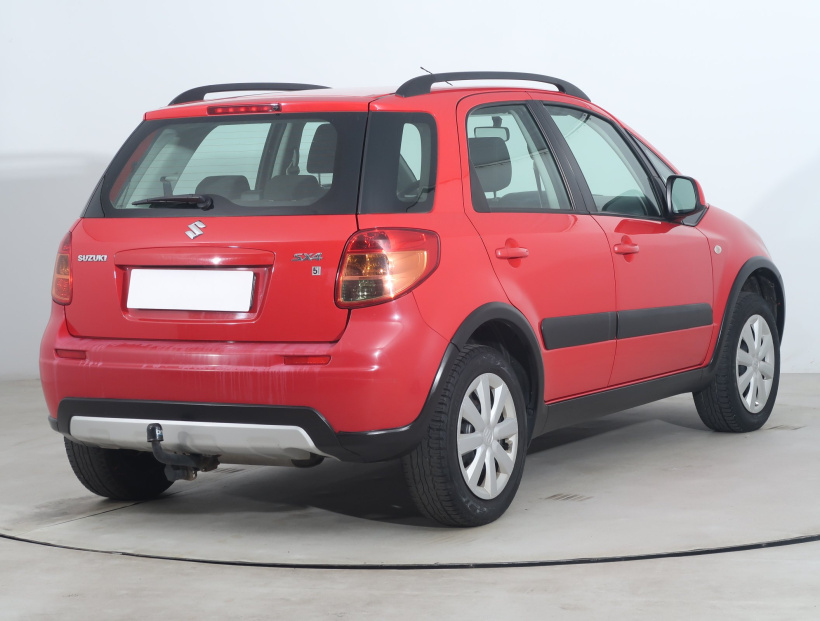 Suzuki SX4, 2011