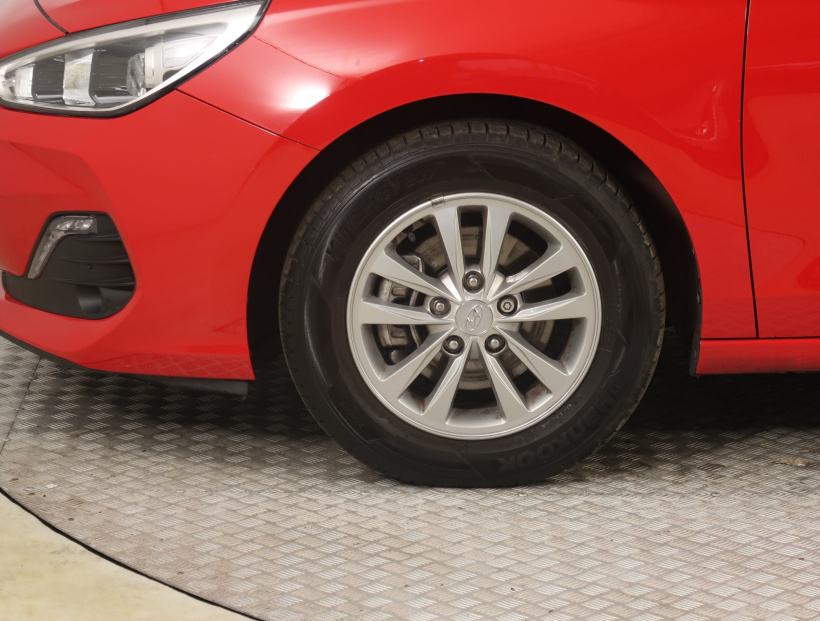 Hyundai i30, 2019