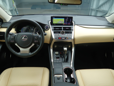 Lexus NX - 2022