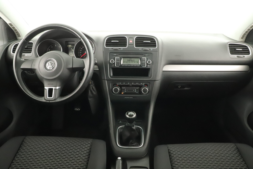 Volkswagen Golf, 2010