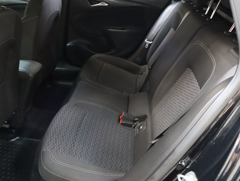 Opel Astra, 2019