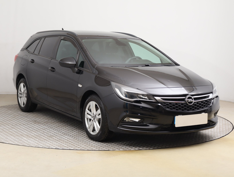 Opel Astra, 2019