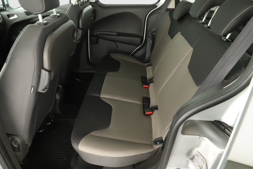Ford Tourneo Courier, 2018