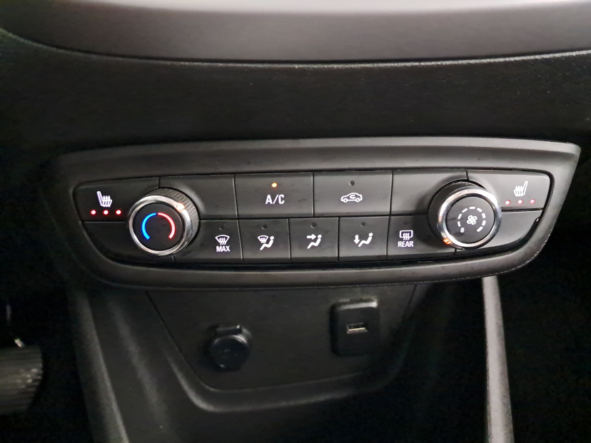 Opel Crossland, 2021