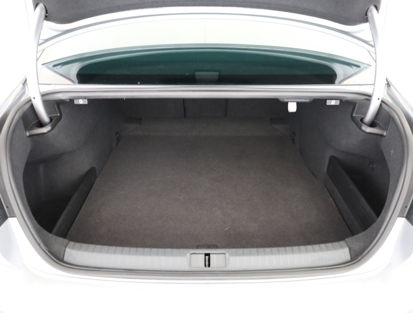 Volkswagen Passat, 2019
