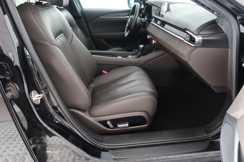 Mazda 6, 2021